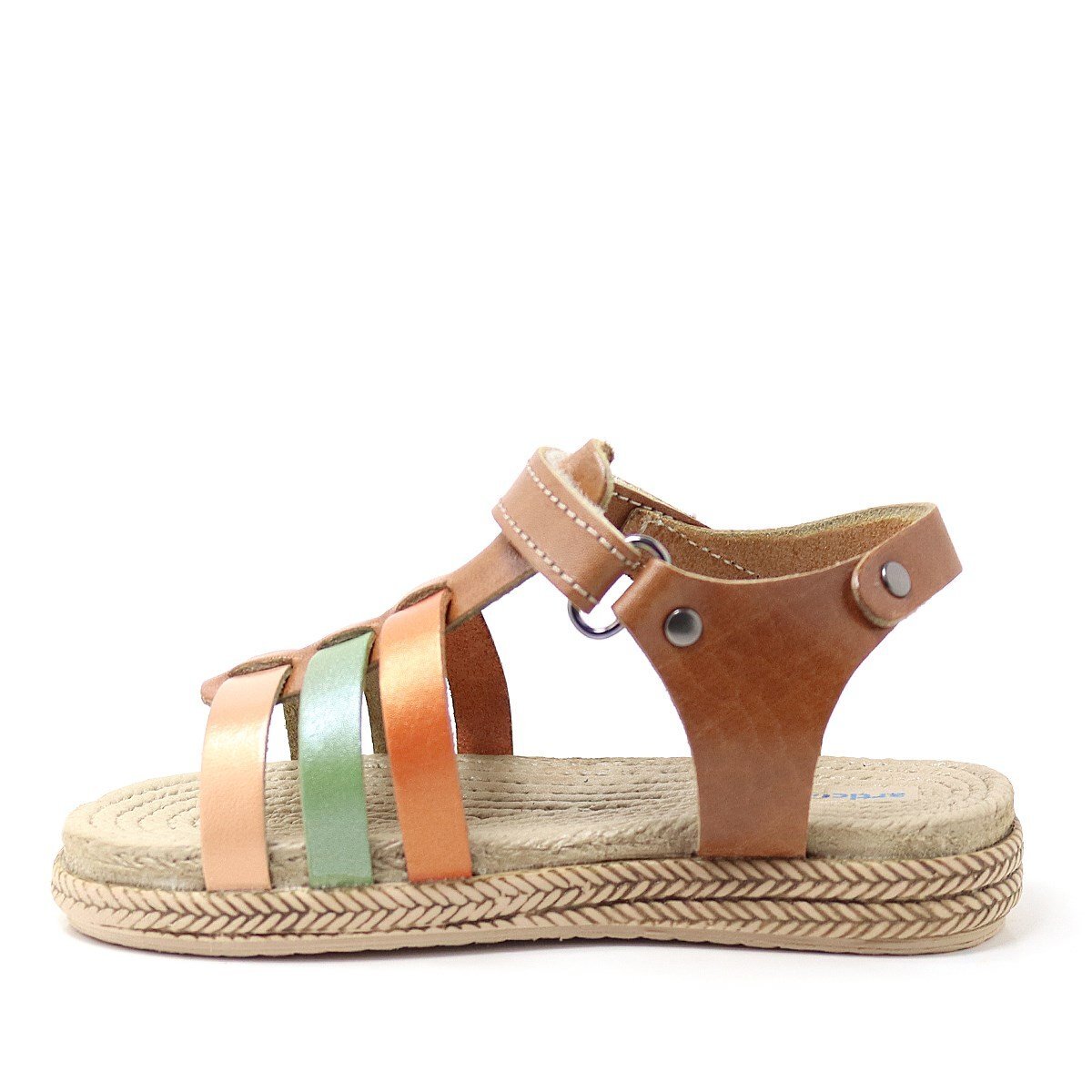 صندل أرتيكو بيليني فاكيتا من الجلد الطبيعي للبنات - 3