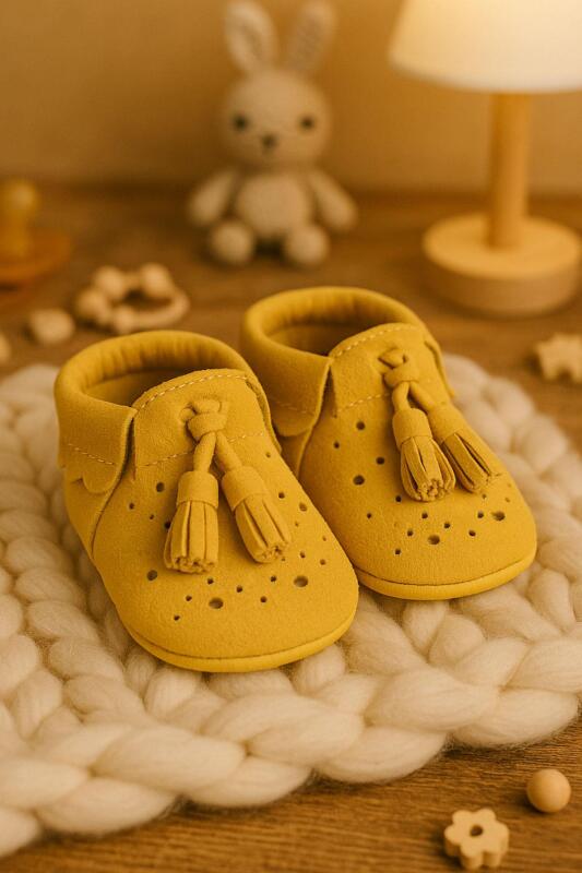 Peppa Genuine Leather Yellow Tasseled Elastic Baby Booties - 2
