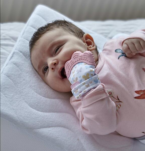 قفاز التسنين بيبي جيم 526 وردي - 3