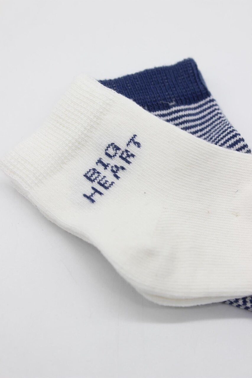 جوارب كاحل قطنية ممشطة بتصميم قلب كبير من بيستايل، عبوة من قطعتين، 10117، أزرق داكن - 2