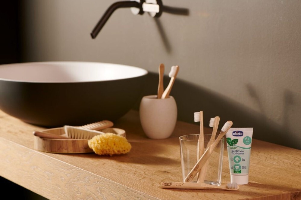 فرشاة أسنان شيكو بامبو للأطفال من عمر 3 سنوات فما فوق - 3