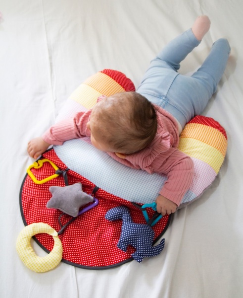 BabyJem Oyuncaklı Eğitici Yastık 692 - 2