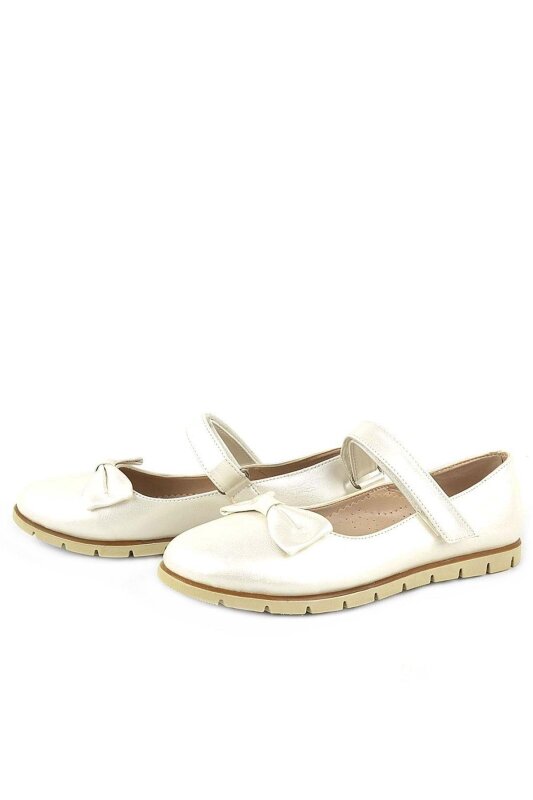 Rakerplus Off-White Patent Leather Girls' Ballet Flats with Bow and Velcro Closure - 4