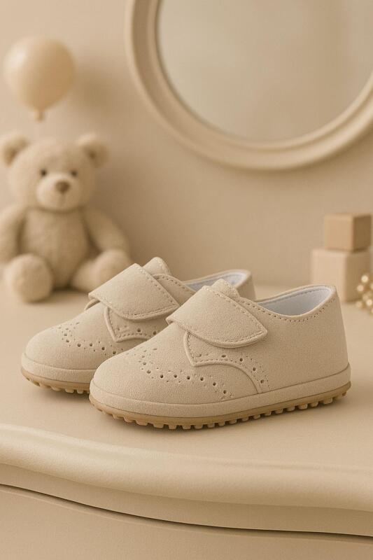 حذاء أطفال من الجلد الطبيعي باللون البيج مع شريط فيلكرو - hapshoe kids