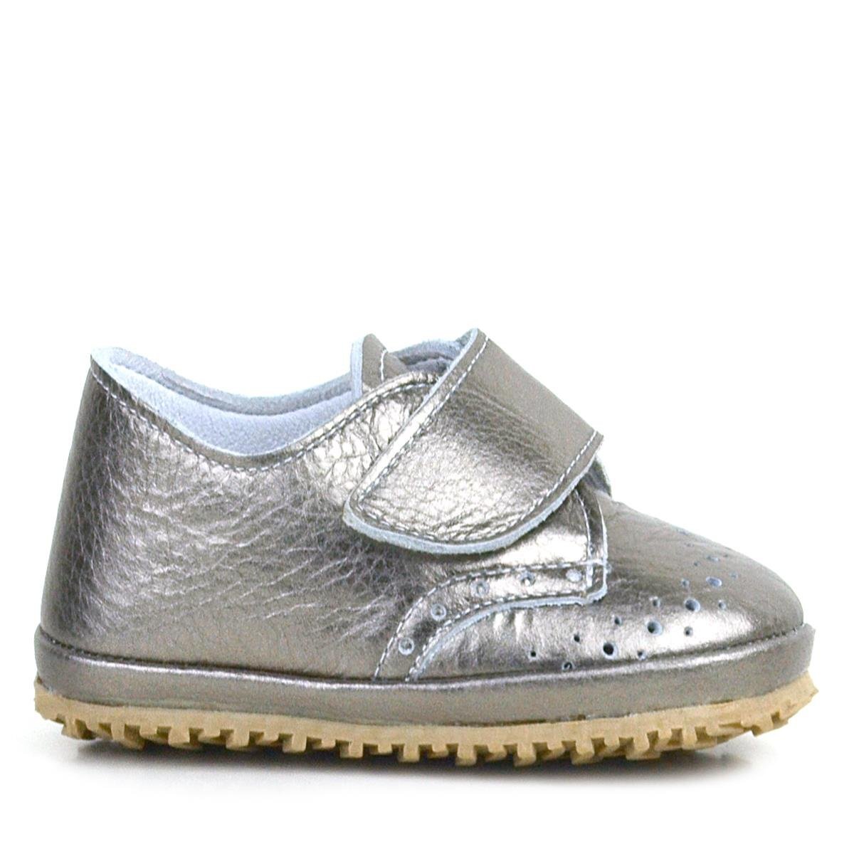 حذاء أطفال من الجلد الطبيعي اللامع البلاتيني مع شريط فيلكرو - 3