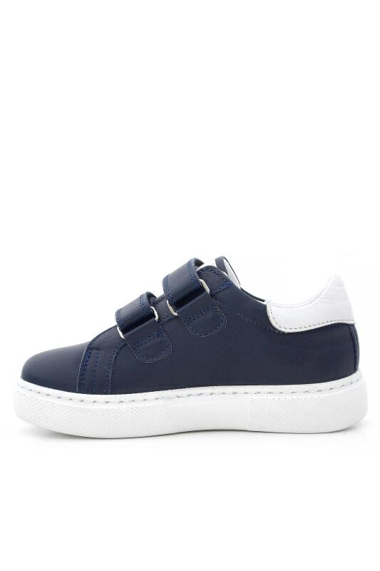 حذاء رياضي للأولاد من الجلد الطبيعي بشريط فيلكرو أزرق داكن وأبيض - 3