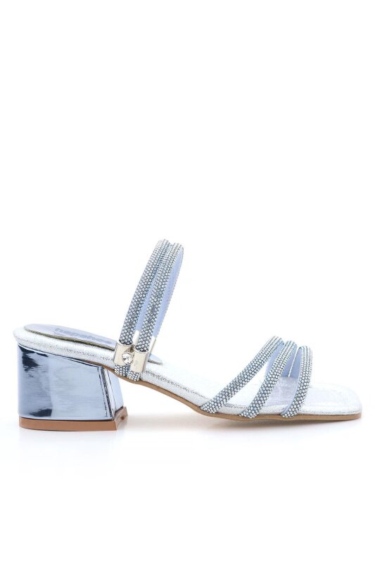 نعال جودي بلو سيلفر ستونيد للبنات بكعب عالٍ - 3