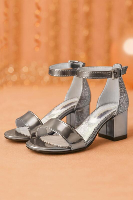 حذاء إلسا بلاتينيوم عاكس بكعب سميك للفتيات المسائيات - hapshoe kids