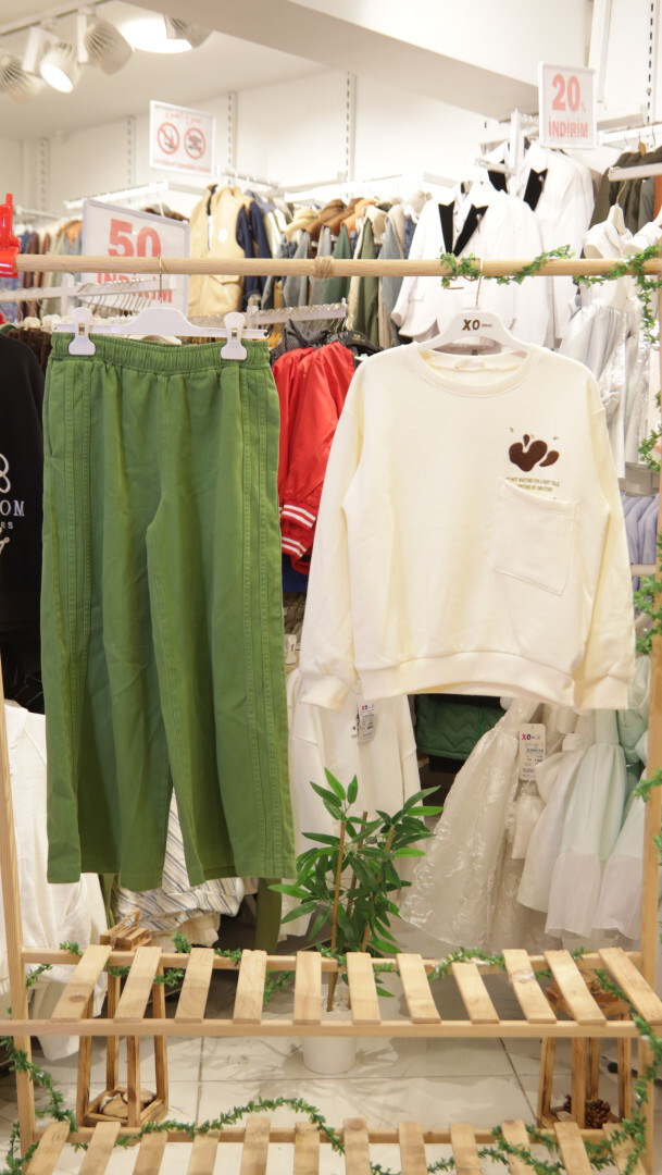 طقم بدلة بناتي مكون من قطعتين للأعمار من 8 إلى 14 عامًا SET0393 - 3