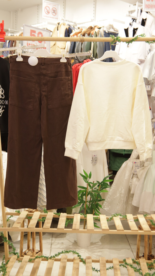 طقم بدلة بناتي مكون من قطعتين للأعمار من 8 إلى 14 عامًا SET0397 - 4