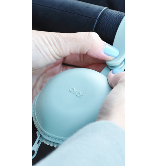 علبة مصاصة سيليكون OiOi Pod باللون الأخضر المائي - 2