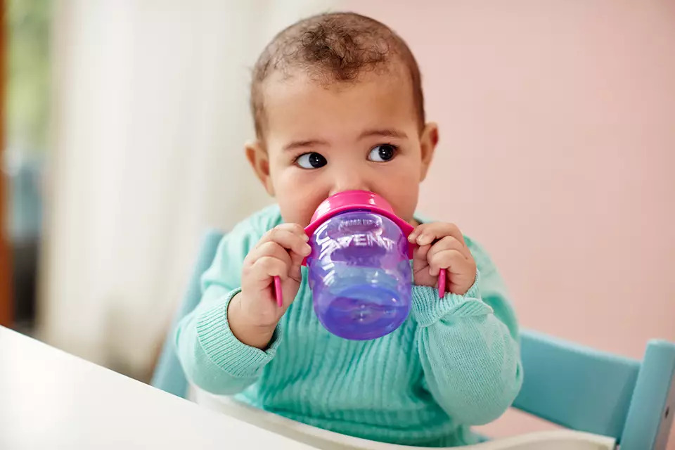 Philips Avent Alıştırma Bardağı 6+ Ay Kız - 5
