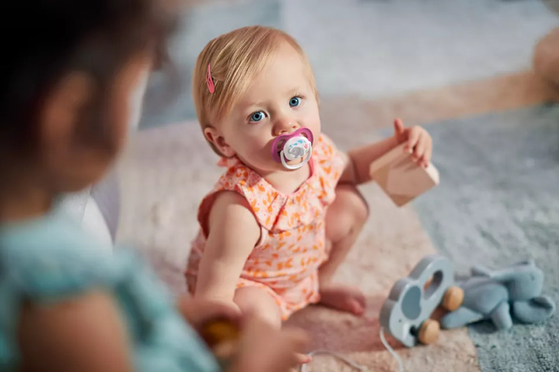 Philips Avent Ultra Air Emzik 6-18 Ay Kız - 6