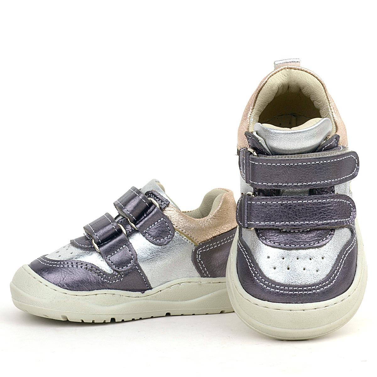 حذاء رياضي للأطفال من جلد طبيعي من ماركة راكر بلاس شاجي بلون فضي بلاتيني - 7