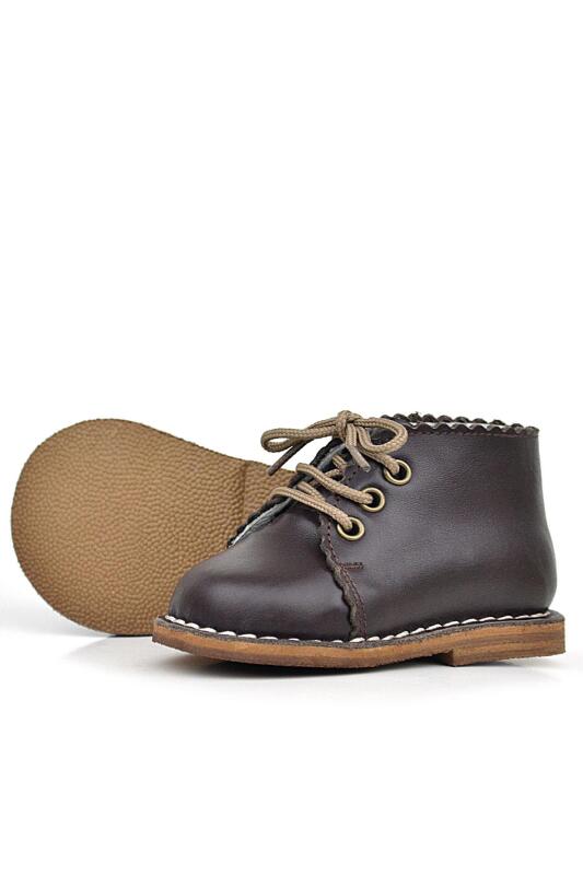 حذاء راكر بلاس بني اللون مصنوع يدويًا من الجلد الطبيعي برباط للفتيات الصغيرات - 3