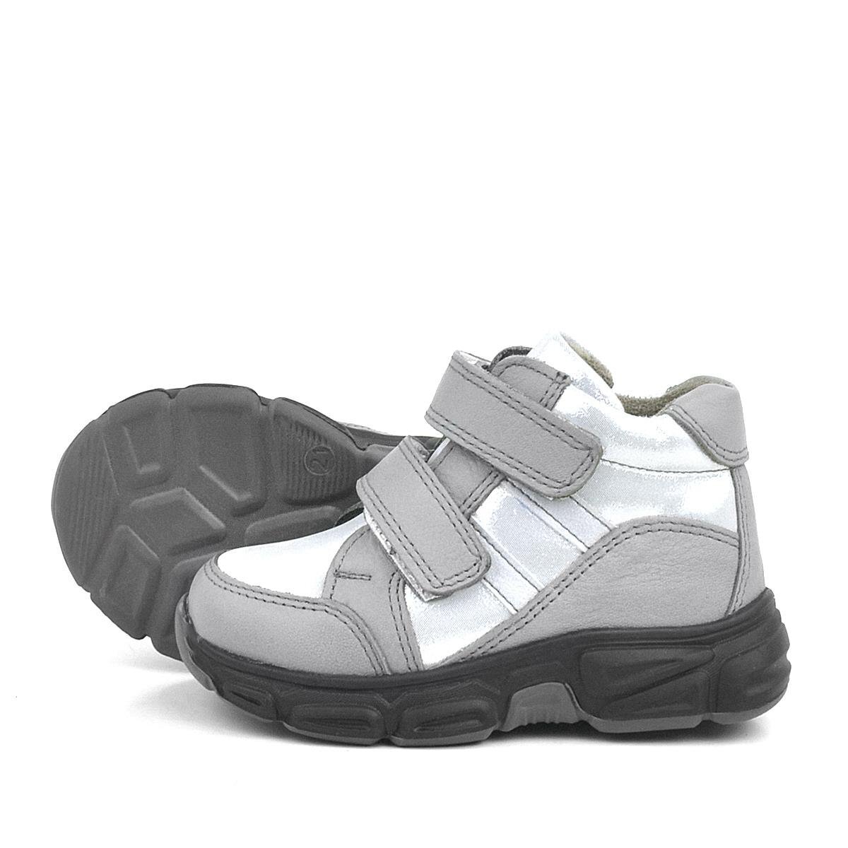 حذاء راكر بلاس من الجلد الطبيعي بشريط فيلكرو فضي لامع للفتيات الصغيرات - 5