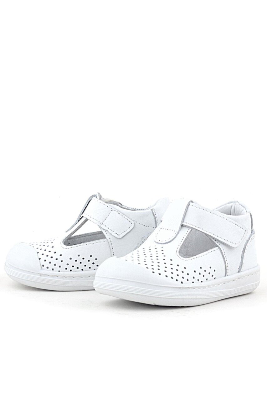 صندل أطفال تشريحي من الجلد الطبيعي من راكر بلاس شون، لون أبيض، مزود بشريط فيلكرو - 3