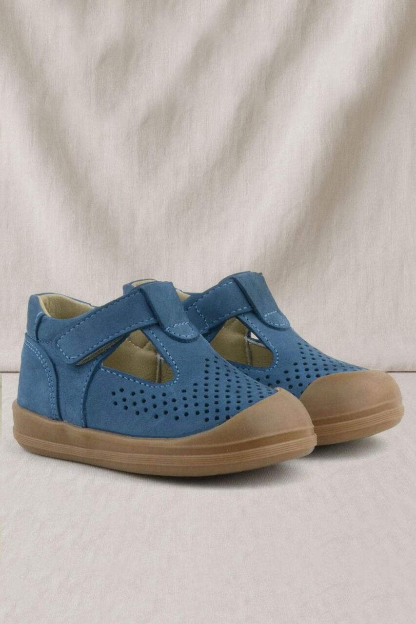 صندل أطفال تشريحي من الجلد الطبيعي من راكر بلس شون، أزرق داكن، مزود بشريط فيلكرو - 1