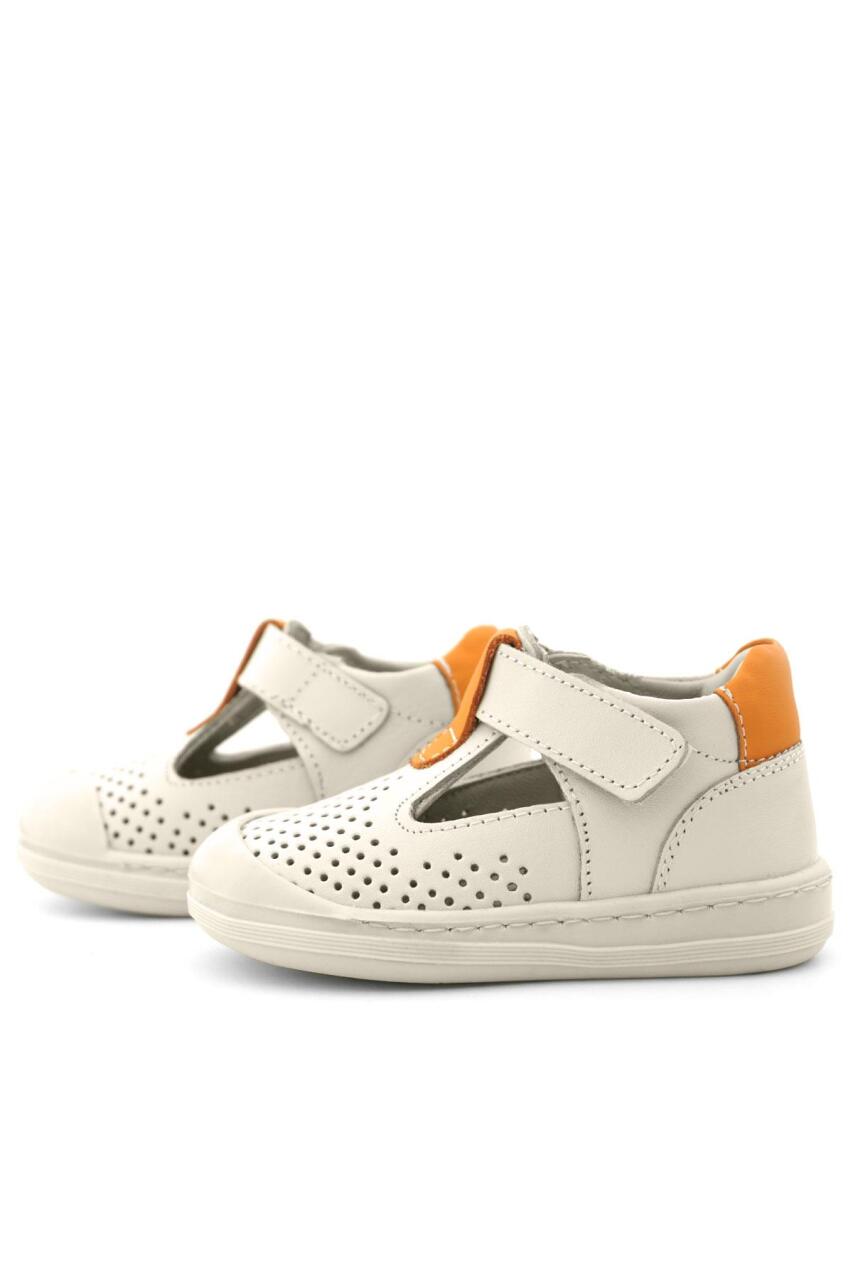 صندل شون من الجلد الطبيعي باللون البيج والبرتقالي من راكر بلاس، مزود بشريط فيلكرو تشريحي للأطفال - 6