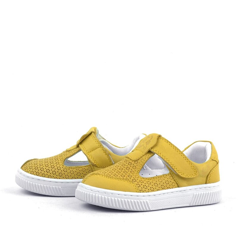 صنادل رياضية للأطفال من راكر بلاس بهيم مصنوعة من الجلد الطبيعي باللون الأصفر مزودة بشريط فيلكرو - 5