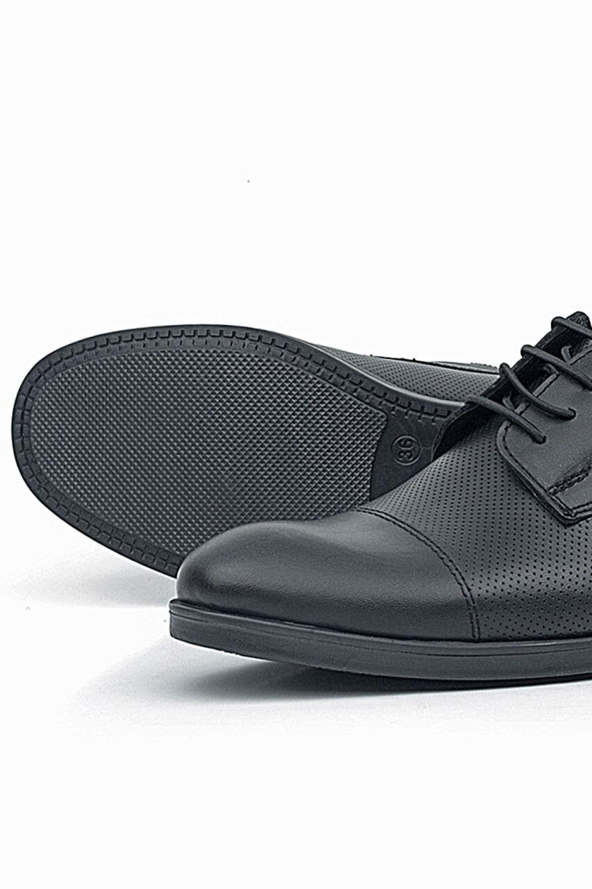 حذاء أوكسفورد كلاسيكي للأطفال من راكر بلاس، أسود غير لامع، برباط - 6