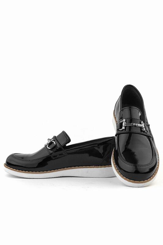 حذاء كلاسيكي للأطفال من راكر بلس مصنوع من الجلد الطبيعي باللون الأسود اللامع - 5