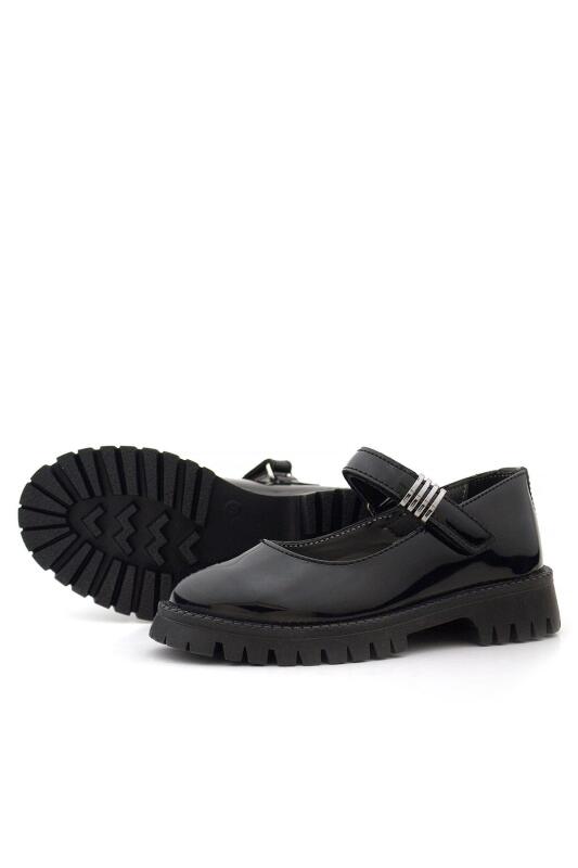 حذاء مدرسي للبنات من راكر بلاس، مصنوع من الجلد اللامع باللون الأسود، مزود بشريط فيلكرو سميك، ونعل سميك، وتفاصيل معدنية - 6