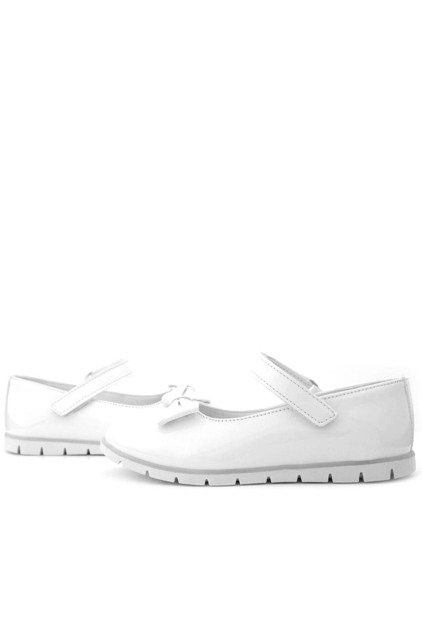 حذاء باليرينا للفتيات من راكر بلاس، مصنوع من الجلد اللامع باللون الأبيض، مزود بشريط فيلكرو - 8
