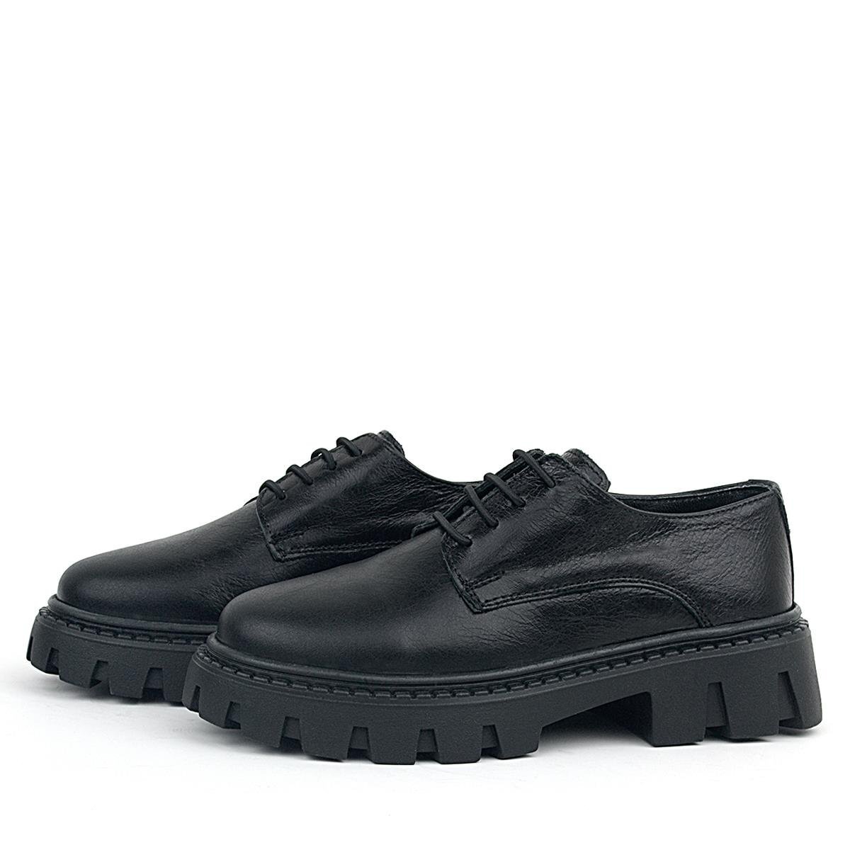 حذاء أوكسفورد مدرسي للبنات من راكر بلاس، مصنوع من الجلد الطبيعي اللامع باللون الأسود، برباط - 4