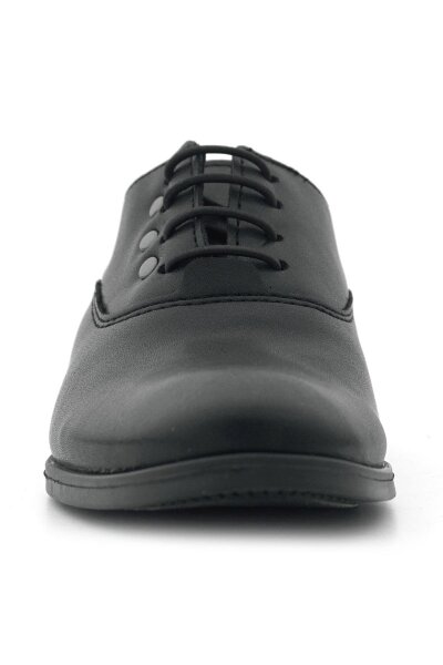 حذاء كلاسيكي للأطفال من راكر بلاس، أسود مطفي، برباط، مزين بتفاصيل معدنية - 4