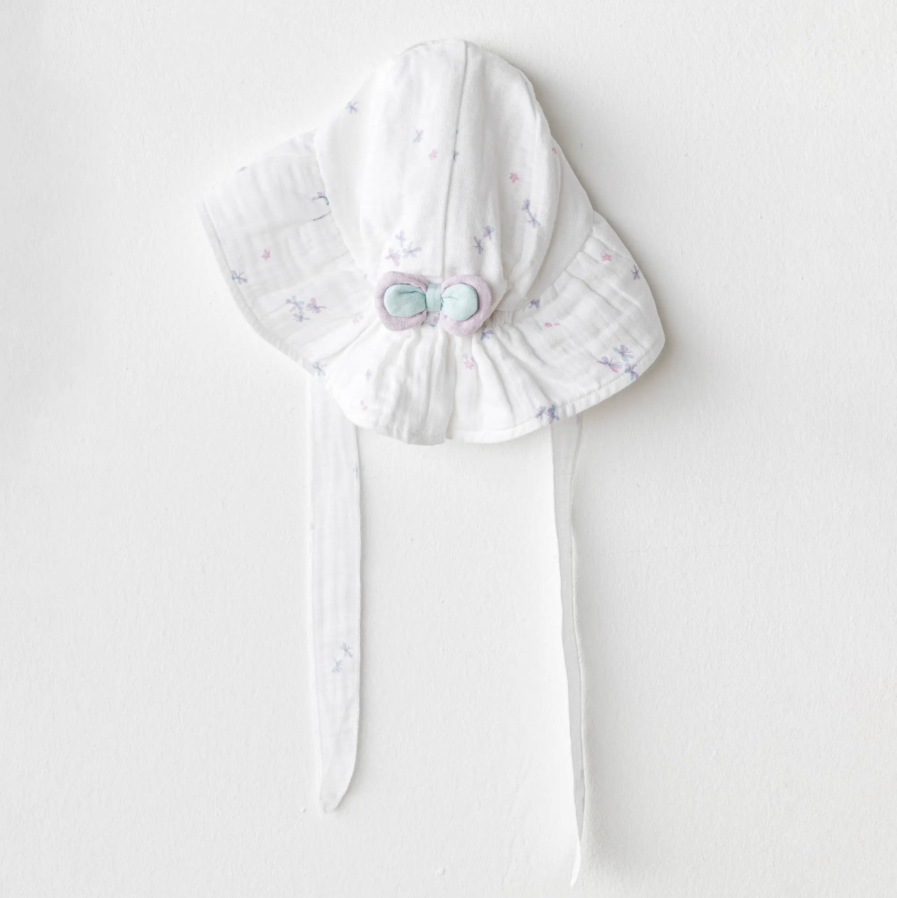 قبعة أطفال من الموسلين الأبيض بتصميم فراشة سحرية من أنديووا AC25580 - 1