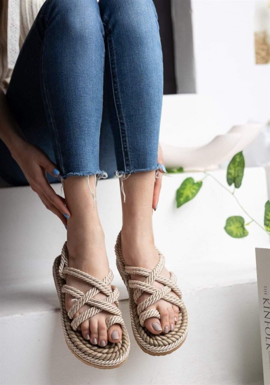 صندل أرتيكو أزوراس بيج بأشرطة متقاطعة وحبل - 3