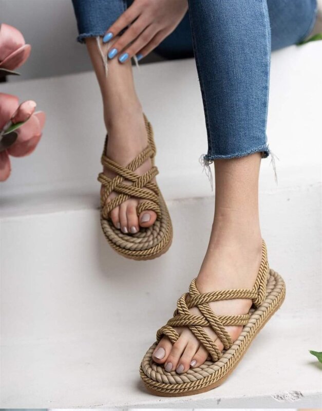 صندل أرتيكو أزوراس برونزي ذهبي بأشرطة متقاطعة وحبل - 2