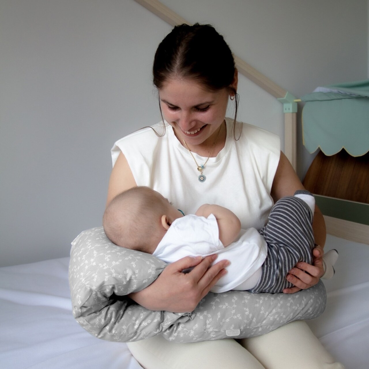 BabyJem Çok Fonk.Baş Destekli Emzirme Minderi 737 Gri Çiçek - 3