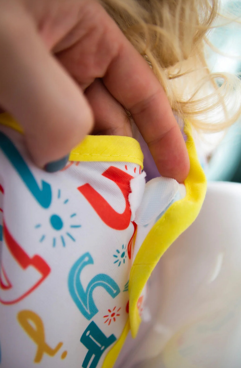 مريلة مطبوعة للأطفال الرضع من بيبي جيم بأكمام، تصميم حروف 784 - 4