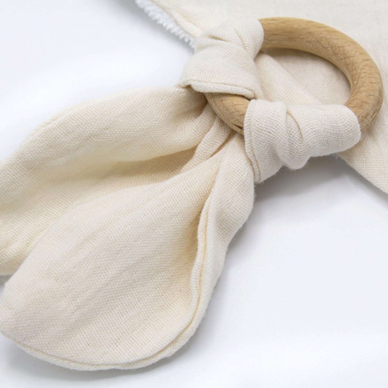 BabyJem عضاضة خشبية من الموسلين 736 إكرو - 2