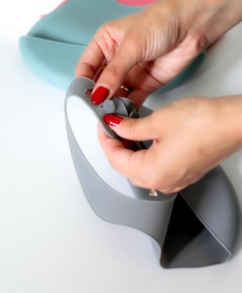 مريلة سيليكون صغيرة من بيبي جيم، رقم 718، لون رمادي - 3