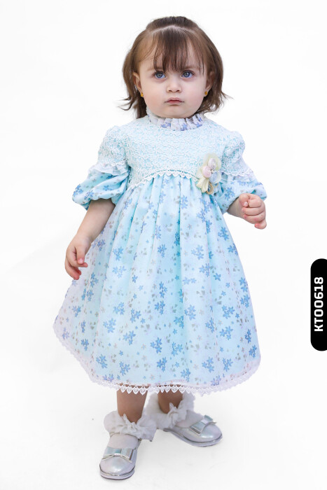 Degaje Yakalı Aplikeli Fırfırlı Büzgü Kollu Kız Çocuk Elbise 1-3 Yaş 1041 Turkuaz - 1