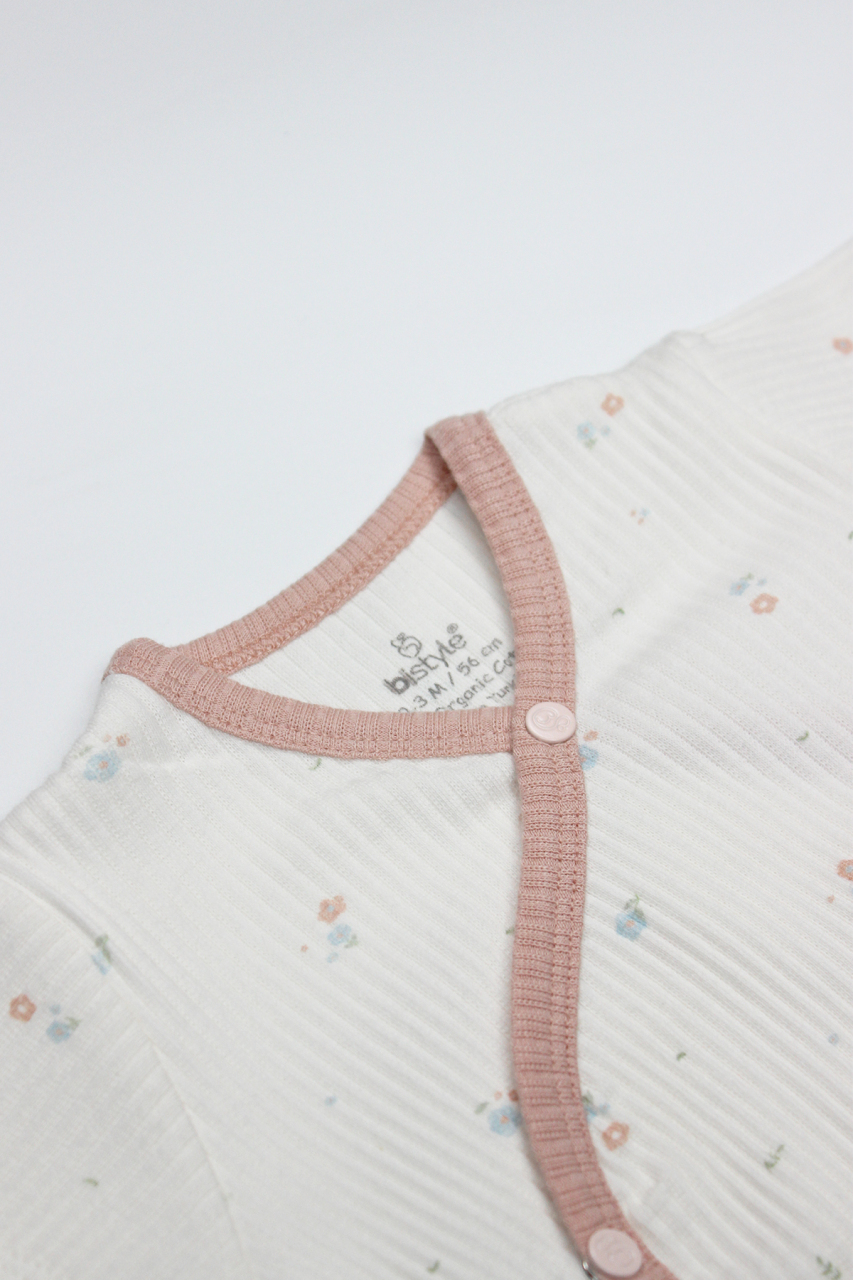 بدلة جسم قصيرة الأكمام من قطعتين من Bistyle Bloom Rose، لون بيج وردي، رقم الموديل 17119 - 2