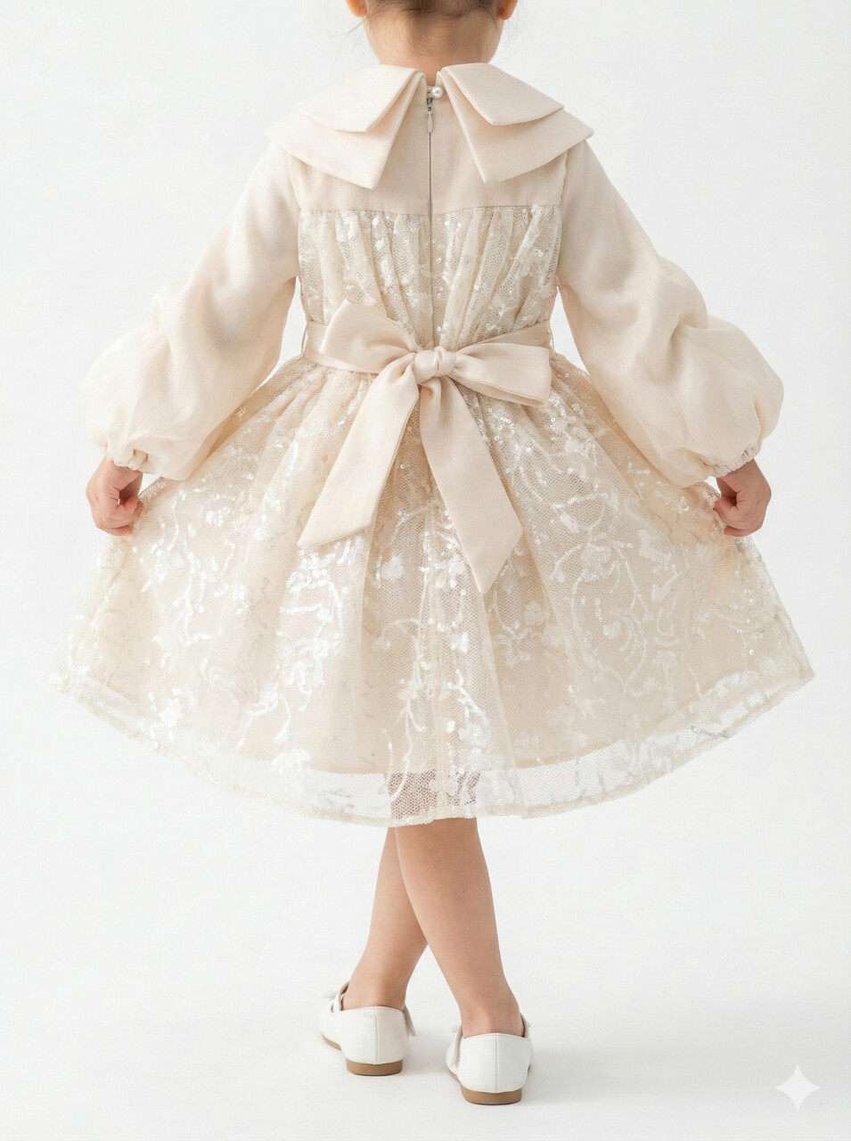 Girl's dress, ages 2-6, 2610 - 2