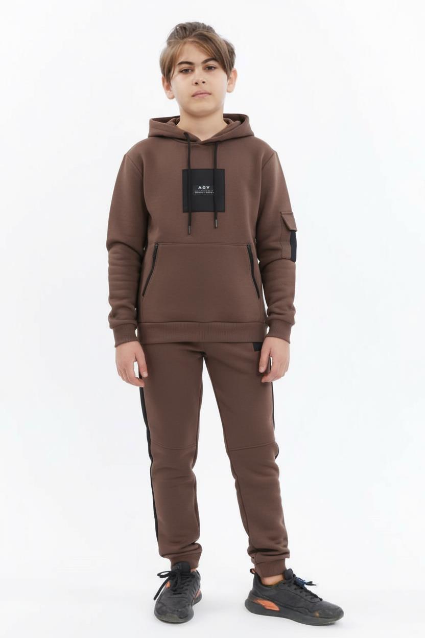 بدلة رياضية للأولاد من عمر 8 إلى 16 عامًا 1002 - 1