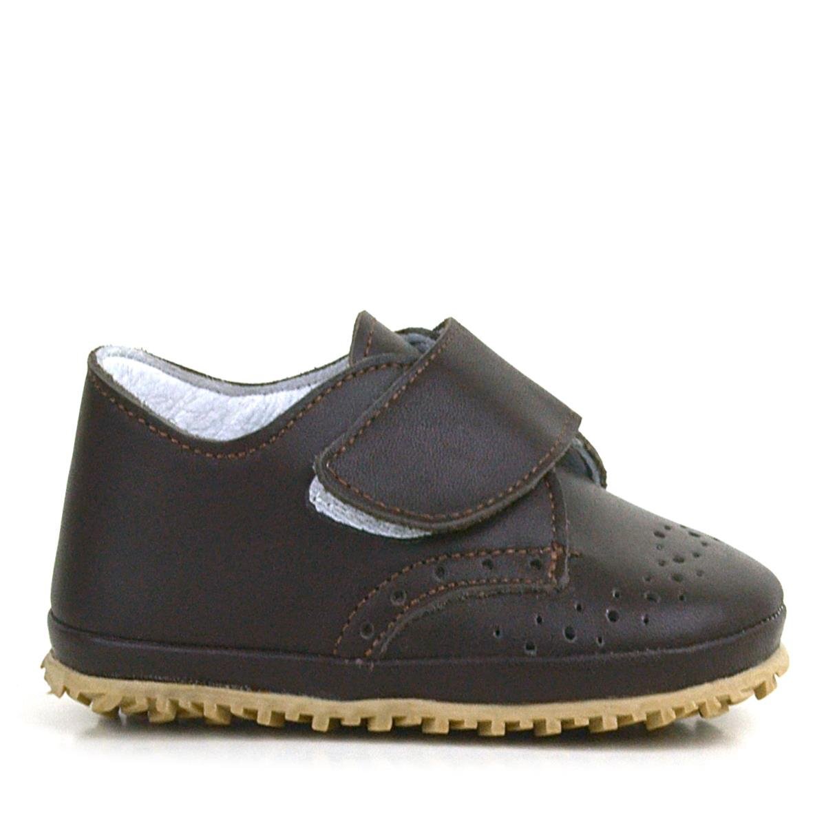 حذاء أطفال من الجلد الطبيعي باللون البني مزود بشريط فيلكرو - 3