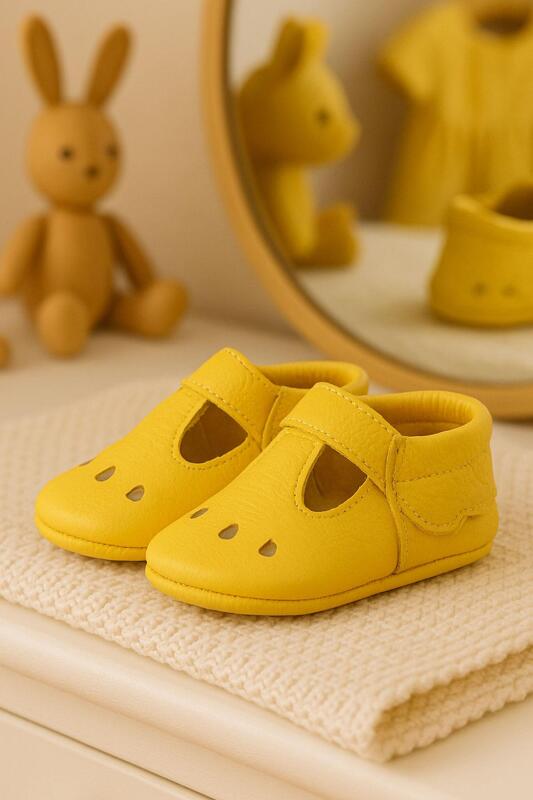 Bubbles Genuine Leather Yellow Elastic Baby Booties - hapshoe kids