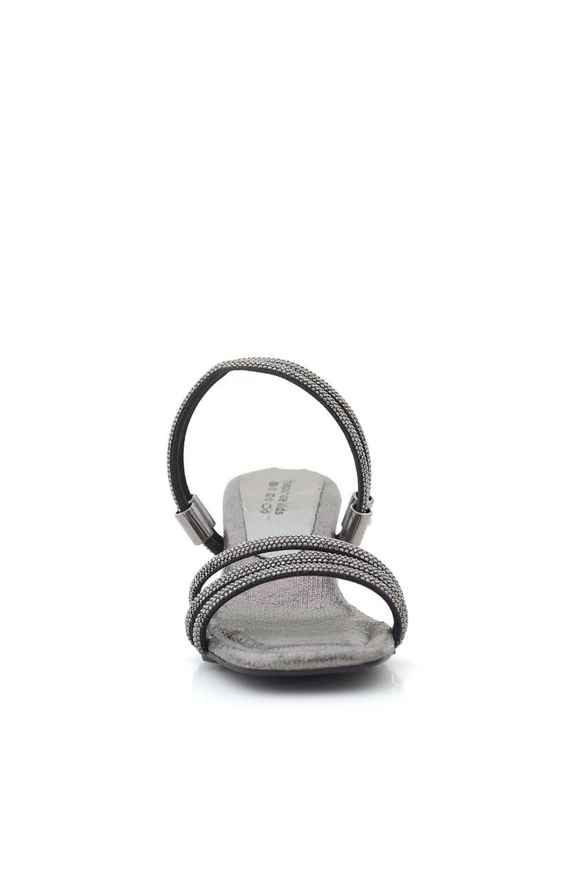 نعال جودي بلاتينيوم ستونيد للبنات بكعب عالٍ - 4