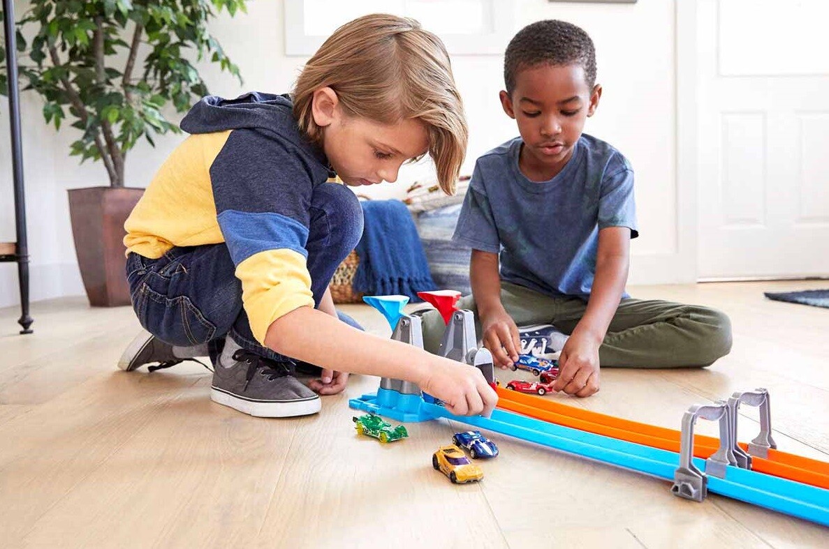 Hot Wheels Çift Çemberli Yarış Seti GFH85 - 5