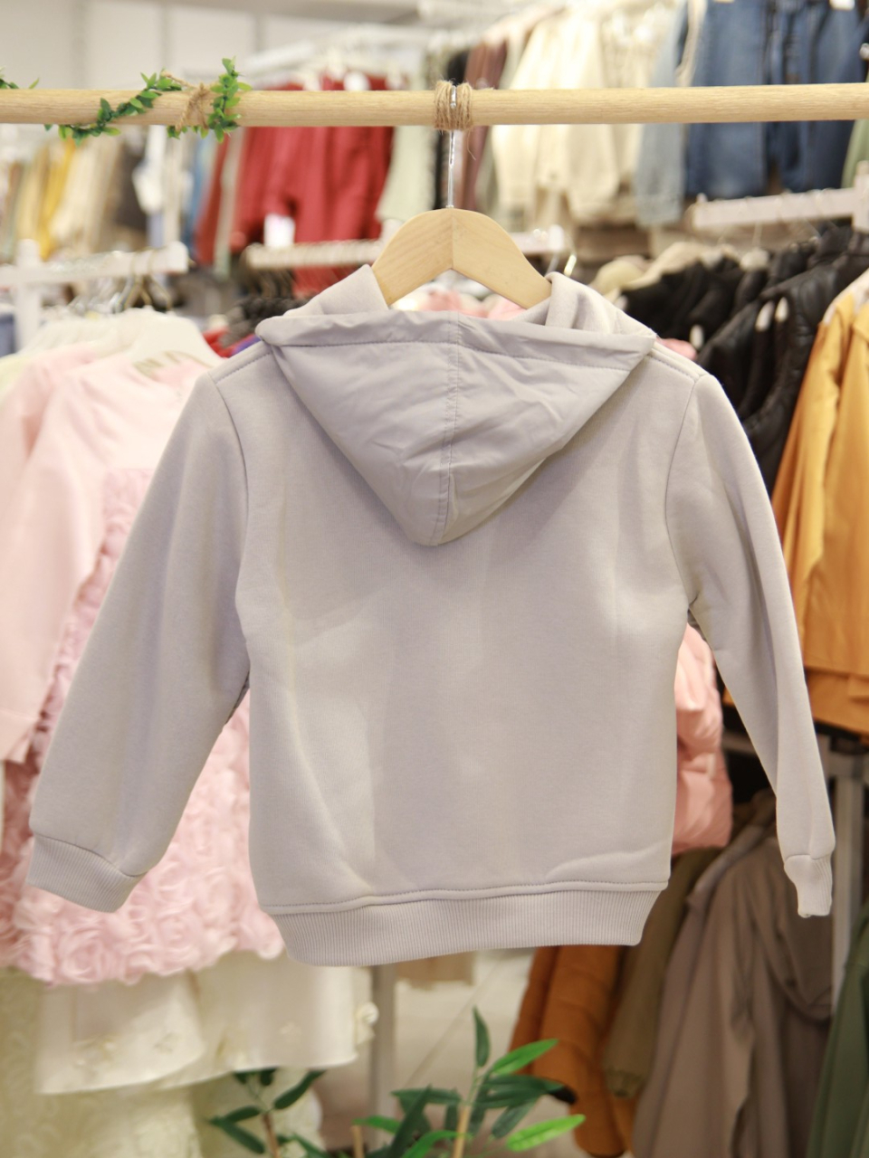 بدلة رياضية للأولاد من عمر 4 إلى 8 سنوات 7735 - 6