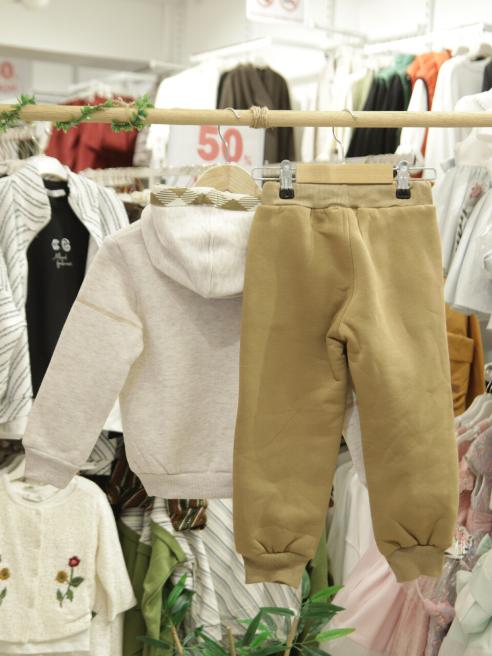 Erkek Çocuk Eşofman Takım 4-8 Yaş 7729 Camel - 5