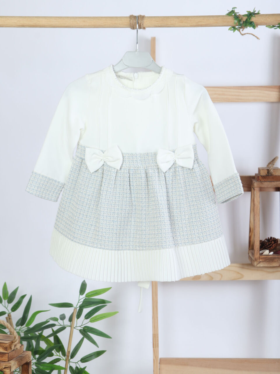 Kız Çocuk Kurdele Detaylı Parlak Kumaşlı 2'li Elbise ve Kaban Takmı 1-6 Yaş 4417 Mavi - 11