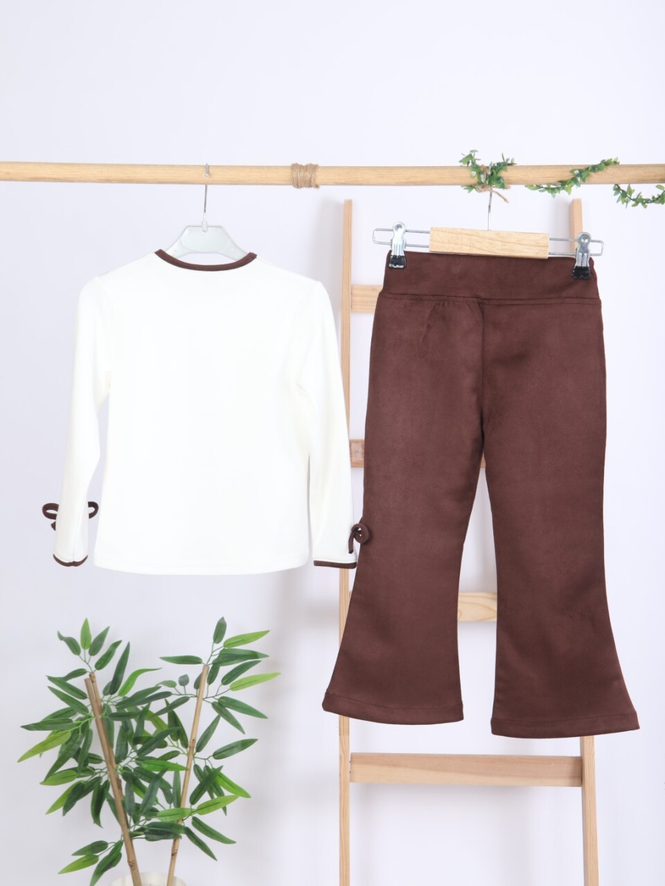 Pelerin Detaylı Kız Çocuk 3'lü Alt Üst Takım 4-10 Yaş 4406 Ekru - Kahverengi - 12