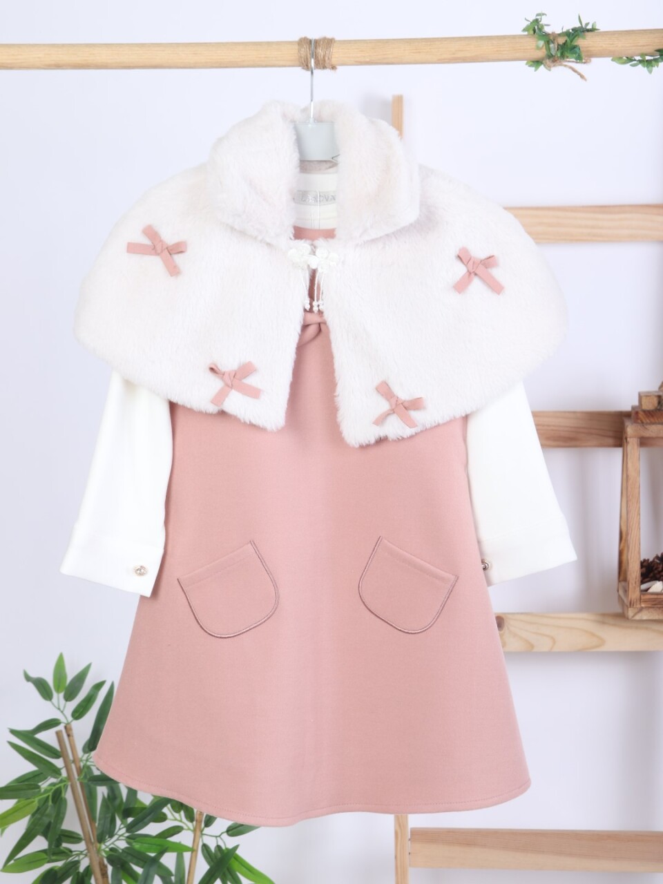 Pelerin Detaylı Çift Cepli Kız Çocuk Elbise 2-6 Yaş 4411 Pudra - 11